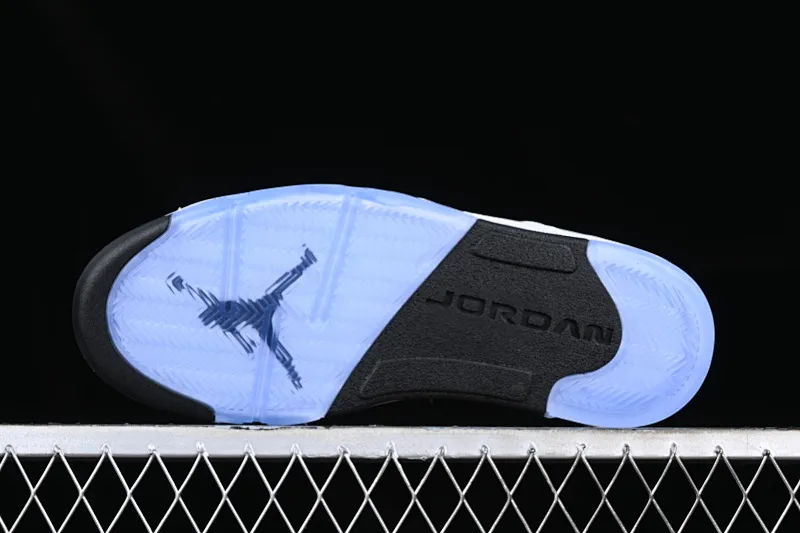 All categories Air Jordan Jordan series basketball shoes Air Jordan 5 Air Jordan 5 Low "White Silver" AJ5 Joe 5 white silver low-top casual sneakers 819172-122